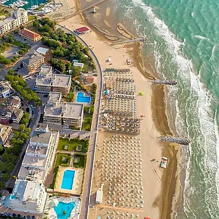 Wide Flat For 8 Guests In Lignano - Beahost * リニャーノ・サッビアドーロ