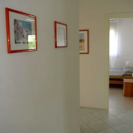 Wide Flat For 8 Guests In Lignano - Beahost Hotel